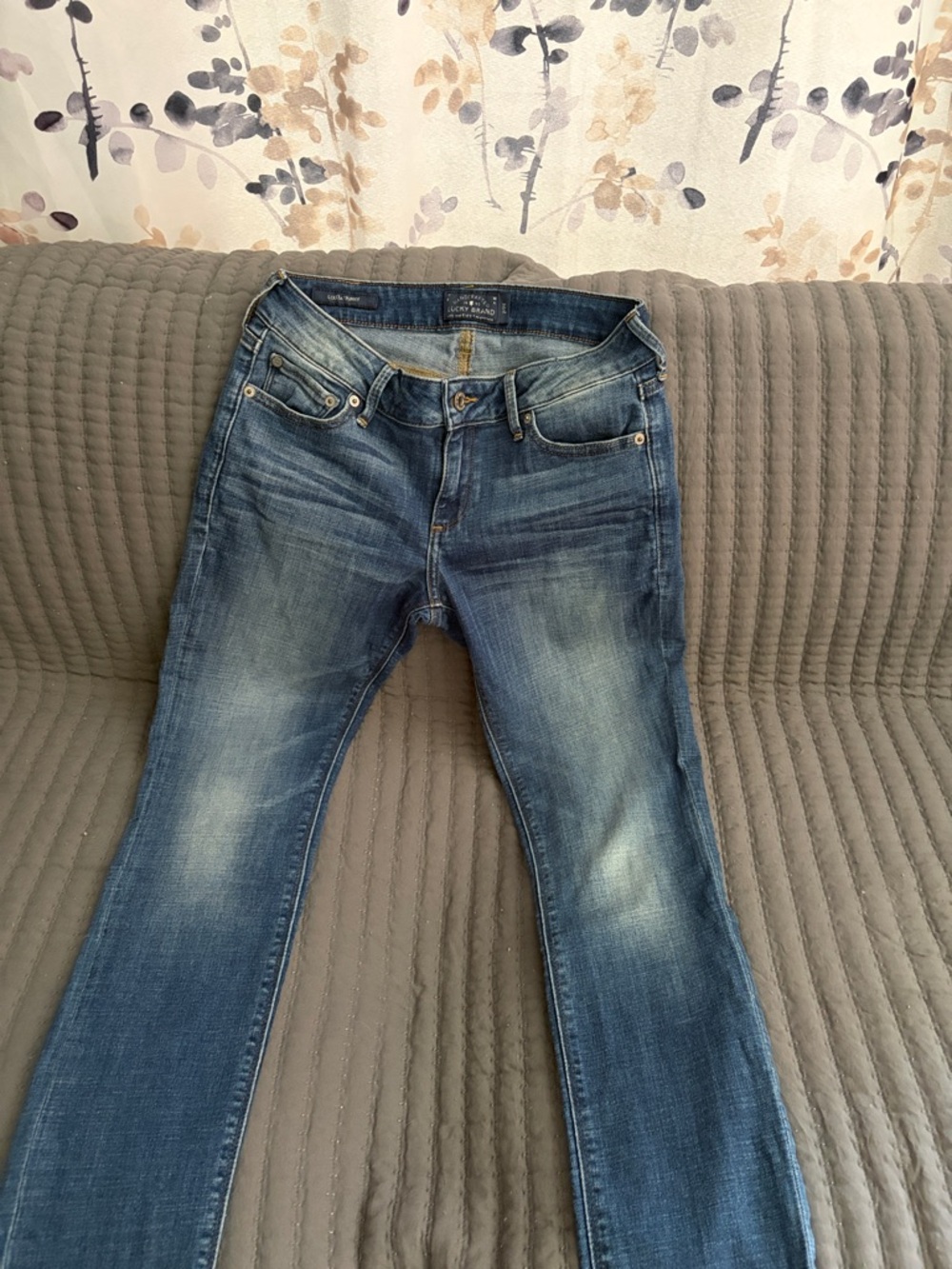 Lucky Brand Women's Faded Blue Skinny Jeans